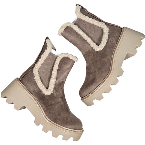 Dolce Vita Lug Sole Chelsea Boots Faux Suede Sherpa Trim Platform Ankle Booties - Picture 1 of 11